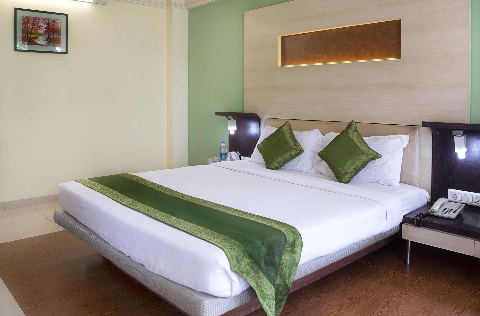 Treebo Archana Residency Thane Exterior photo